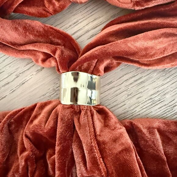 Anthropologie $168 FLAT WHITE VELVET HALTER DRESS size medium - Picture 6 of 7